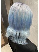 ボヤージュニケ(Voyage Nike) 水色×ホワイトシルバー
