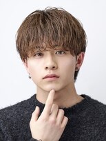 オーシャントーキョー 渋谷(OCEAN TOKYO)&nbsp;刈り上げツーブロックシースルーマッシュセンターパート韓国ヘア