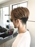 全体のカットはまだ早いけどサイド＆襟足の伸びが気になるジェントルマンの方