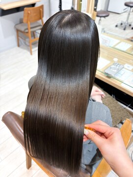 プラグ バイ ネオリーブ(plug by neolive) チェリーブラウン×髪質改善[髪質改善/縮毛矯正/韓国]A