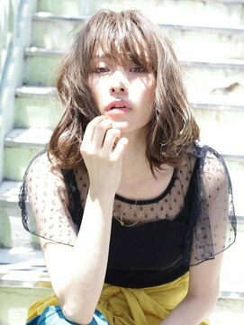 エムスラッシュ アヴェダ 自由が丘(M.SLASH AVEDA) ■ココアベージュ外国人風ニュアンスカールM.SLASH自由丘10-9