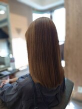 《オーガニック×スロウカラー》で、大人女性の髪と心に優しくフィット