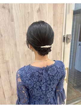 ラカトッカ(LAKA TOCCA) 綺麗め大人シニヨン◎