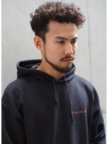 レジュアル(RESSUAL)&nbsp;かき上げヘア　ニュアンスマッシュ　サイドパート　ビジネス