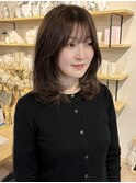 20代30代ナチュラルブラウンくびれヘア韓国レイヤーロング