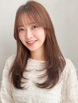 アグノス 青山(Agnos) 愛されくせ毛風カールセミディレイヤーカット艶感サイドバング