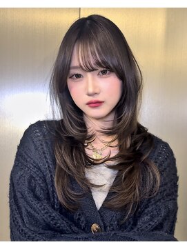 ベル 新宿(Belle) 春に向けて結べるレイヤーカット