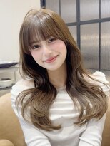 グランド(GRAND)&nbsp;ロングヘア小顔カット30代ストレートレイヤー前髪あり表参道