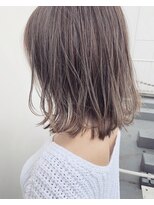 レイラバイアフロート 吉祥寺(Lila by afloat)&nbsp;ミルクティーベージュ×レイヤーロブ【アフロート小笠原剛】