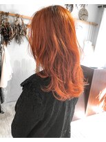 ヘアーアンドアトリエ マール(Hair&Atelier Marl)&nbsp;【Marl】キャロットオレンジカラーの外ハネセミディ♪
