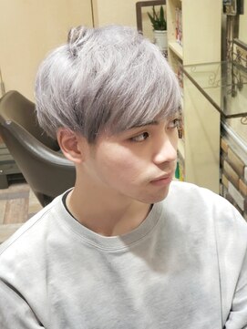 サムブリッジ(SOMEBRIDGE) ★プラチナシルバー ツーブロックショート★【SOMEBRIDGE亀有】