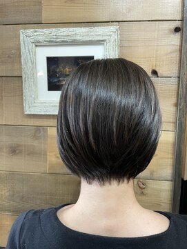 シアン 八王子店(SHIAN) 首元すっきりショート