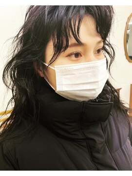 エル 桜山(yel) くせ毛風パーマ/髪質改善/インナーカラー/ケアブリーチ