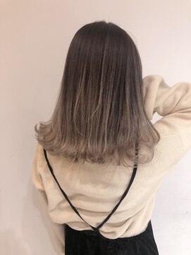 キリカ 新宿東口(KIRIKA) グラデーションカラー【KIRIKA新宿】