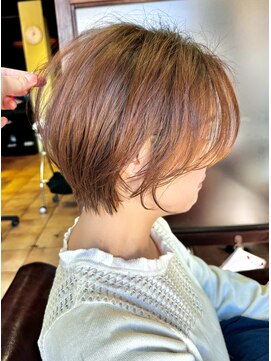 ハピネス クローバー 学園前店(Happiness CLOVER) 大人かわいい☆ショート/小顔/ショートボブ/レイヤー/白髪/前髪