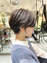 ラボー ノースプラザ店(LA'BO)&nbsp;【LA'BO三浦】くびれショート×グレーハイライト※白髪ぼかし可