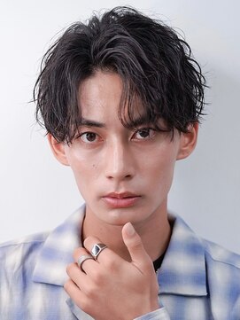 ゼロ 渋谷(XeRo) 【ウェーブセンター】前下がり　波巻きツイスパ