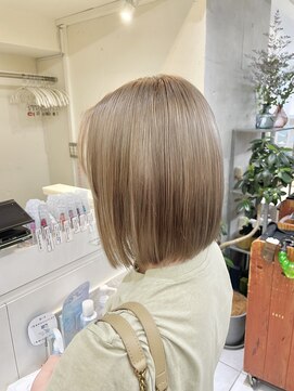 ネオリーブカフ 鶴ヶ峰店(Neolive caff) ブリーチ　ハイトーン　ミルキーベージュ