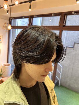 アルム オモテサンドウ(ALLM omotesando) ウォンビン風中世ウルフ 韓国ヘア カルマパーマ 表参道