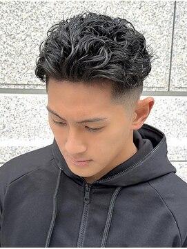 グラッシー(GLASSY) スペインカール/スパイキーショート/フェザーパーマ☆宮城