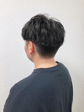 ジェナ(Jena) ショートマッシュ メンズパーマ