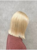 切りっぱなし ミディアム×ブロンド