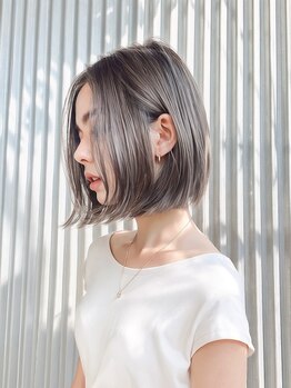 ソワー 甲斐店(SOWER)の写真/【気になり始めた白髪に】SOWERの地肌に優しくしみにくい施術で、ファーストグレイの方にも◎