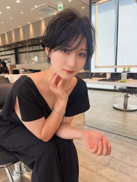 ロンド クラン 岡崎(Lond Clan) オシャレでかっこいいブラックで決まるショートヘア