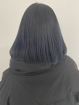 ケンジ 横浜(KENJE) ブリーチをやめていきたい方へブルーブラックカラー