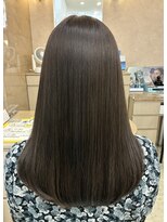 あだち美容室 アンフローリア(en fleurir)&nbsp;オリーブブラウン/顔まわりレイヤー/透明感/きれいめロング