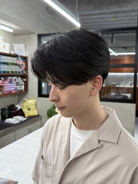 ニコ トウキョウ ロジック(nico TOKYO Logic) メンズセンターパートニュアンスパーマアップバング