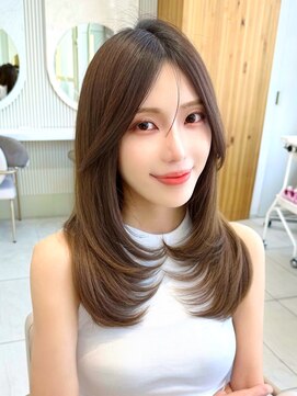 アフロートリノ(AFLOAT Leino) 結べるレイヤーカット　薄め前髪