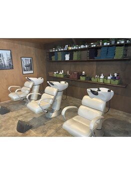 【姫路駅東口より徒歩7分】ゆとりのある落ち着いた空間が◎清潔感ある店内でくつろぎのひと時を―♪ 