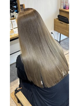 オリ(OLI) ミルクティーカラー