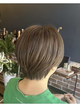 ファン 姪浜(Fan) ハンサムショート