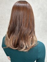 ルノン(LUNON)&nbsp;黒髪クラゲヘアーオリーブグレー小顔ココアベージュ