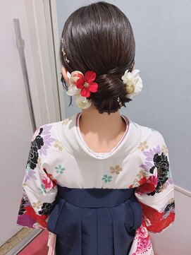 ラフテル(Raftel) 【卒業式】シンプルなシニヨンスタイル☆