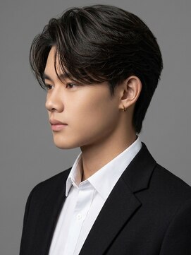 ヘアメイク アージュ 天神西通り店(HAIR MAKE age) センターパート 毛流れマッシュ 清潔感 黒髪ショート ビジネス
