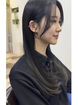 ヘアケアアンドヘアデザイン リベール(L:belle)&nbsp;韓国風レイヤー×ダークグレージュ｜くびれ艶ロング