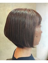 エルアール コウベ(LR KOBE)&nbsp;超高濃度水素ケアカラー立体ショートボブ　【40代50代60代】三宮