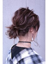 ヘアサロンM 新宿&nbsp;質感がかわいいルーズアレンジ☆