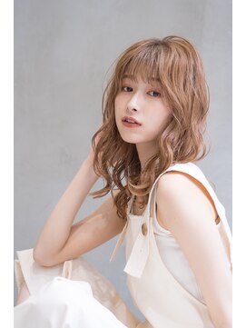 エイミー(Aimee) Aimee 町田　ゆるふわロング×ミルクベージュ