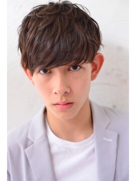 ロイジー(roijir) 【roijir 表参道】束感マッシュ×ソフトフェード