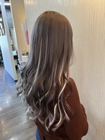 ヘアーグランデシーク(Hair Grande Seeek)&nbsp;ダークグレー×ホワイトメッシュ☆