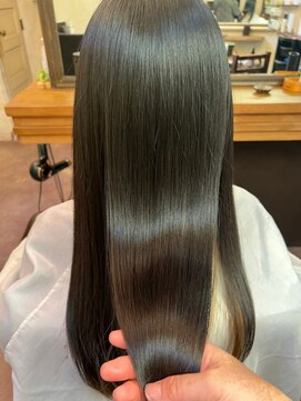 リリアン(Ririan) 【橋本】酸性縮毛矯正+自社製品髪質改善トリートメント