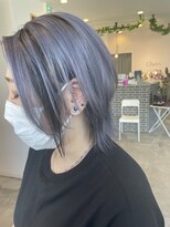 シェリー(Che'ri)&nbsp;ホワイトラベンダー＋グレーブラック＋ウルフショート/藤本