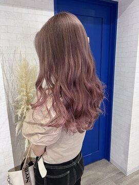 シェミール(CHEMIR) 顔まわりレイヤー透明感ハイトーンブリーチピンクグレージュ