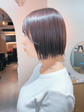 シビバイレボ(CIBI by revo) 地毛風カラー/ナチュラルレイヤーカット/ショートボブ[船橋]