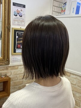 カミケン 黒岩店 kamiken・ お手入れ簡単×大人可愛い外はねボブ【カミケン黒岩店/福島】