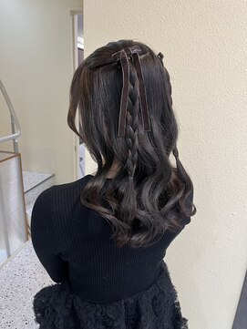 ミラ(Mila) 韓国巻きハーフツイン＊カジュアルアレンジ